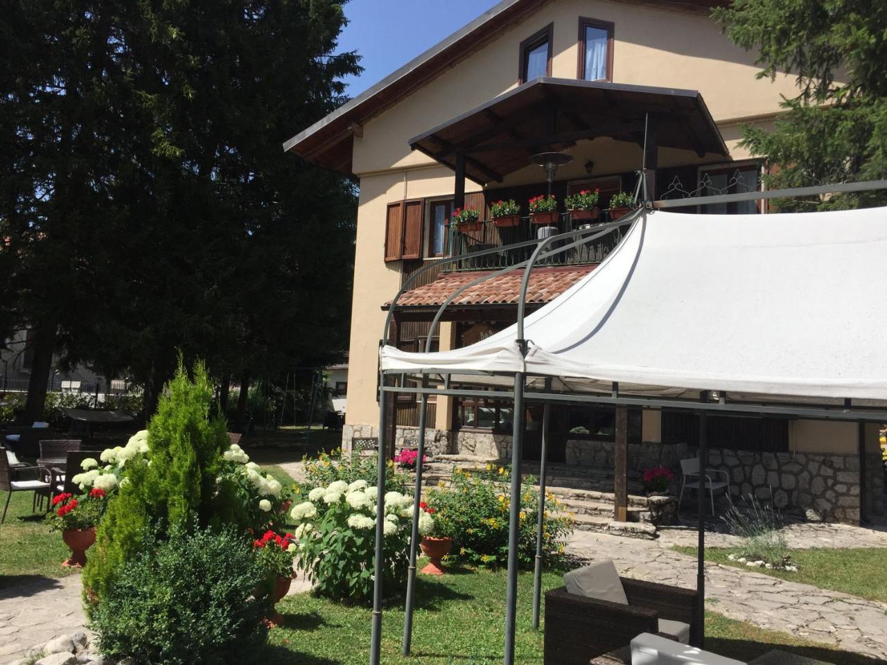 Villa Dei Pini Pescasseroli Zewnętrze zdjęcie